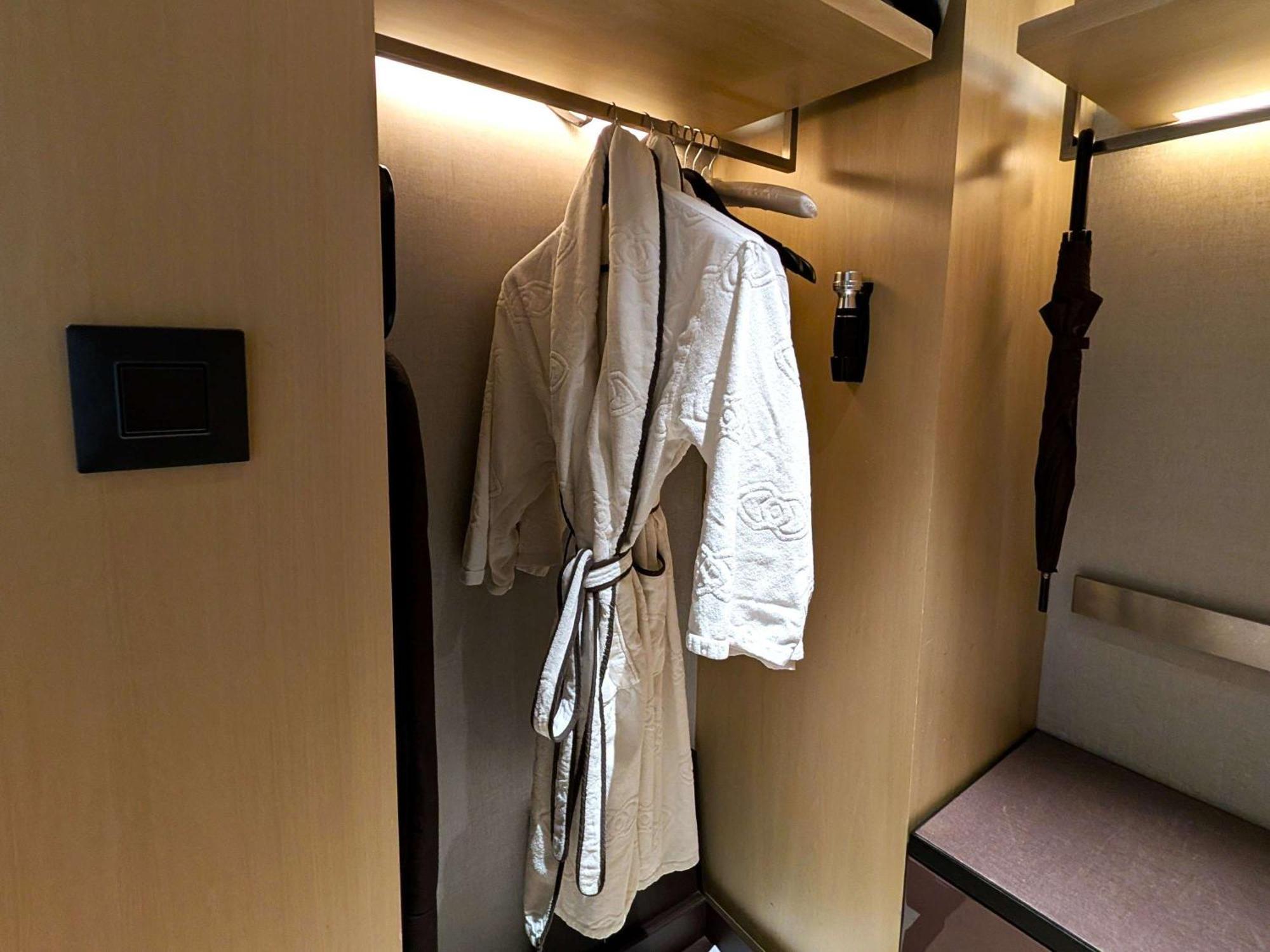 Sofitel Kuala Lumpur Damansara Hotell Exteriör bild A bathrobe hanging on a hanger